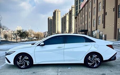 Hyundai Elantra, 2022 год, 1 750 000 рублей, 9 фотография