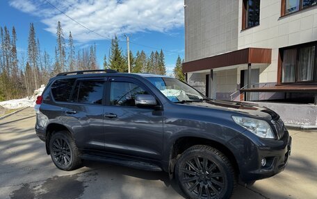Toyota Land Cruiser Prado 150 рестайлинг 2, 2011 год, 3 200 000 рублей, 3 фотография