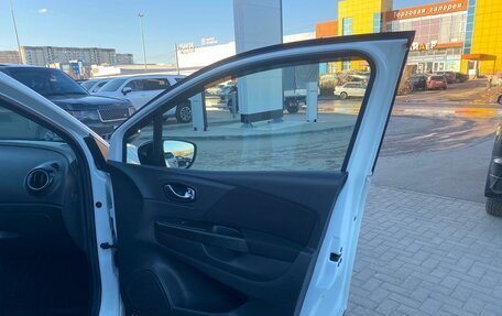 Renault Kaptur I рестайлинг, 2019 год, 1 600 000 рублей, 8 фотография