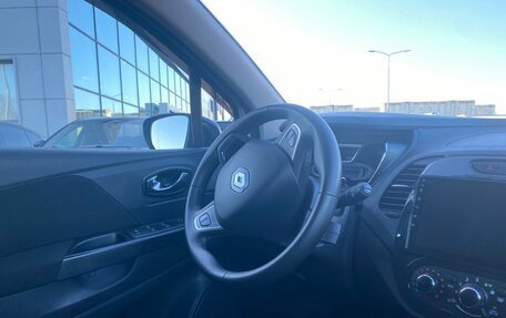 Renault Kaptur I рестайлинг, 2019 год, 1 600 000 рублей, 27 фотография