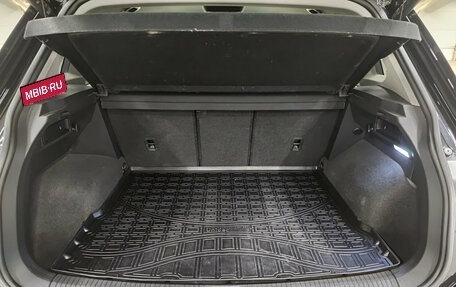 Volkswagen Tiguan II, 2021 год, 3 888 000 рублей, 12 фотография