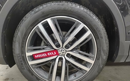 Volkswagen Tiguan II, 2021 год, 3 888 000 рублей, 22 фотография