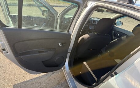 Renault Sandero II рестайлинг, 2017 год, 900 000 рублей, 6 фотография