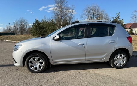 Renault Sandero II рестайлинг, 2017 год, 900 000 рублей, 3 фотография