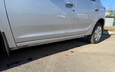 Renault Sandero II рестайлинг, 2017 год, 900 000 рублей, 17 фотография