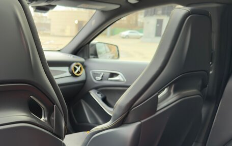 Mercedes-Benz GLA AMG, 2017 год, 2 900 000 рублей, 30 фотография