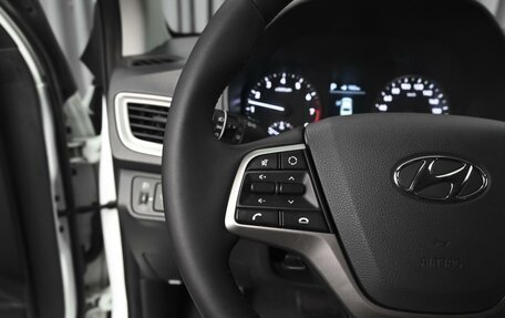 Hyundai Solaris II рестайлинг, 2019 год, 1 619 000 рублей, 15 фотография