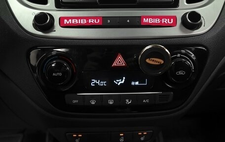 Hyundai Solaris II рестайлинг, 2019 год, 1 619 000 рублей, 13 фотография