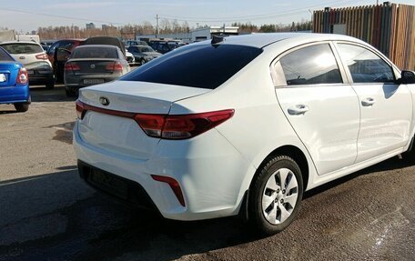 KIA Rio IV, 2018 год, 900 000 рублей, 2 фотография