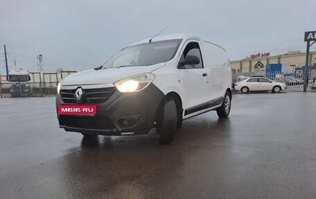 Renault Dokker, 2018 год, 850 000 рублей, 10 фотография