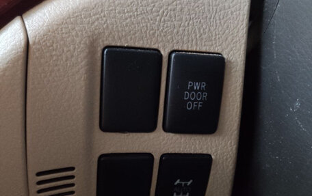 Toyota Alphard III, 2010 год, 2 050 000 рублей, 3 фотография