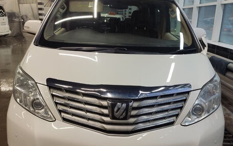 Toyota Alphard III, 2010 год, 2 050 000 рублей, 17 фотография