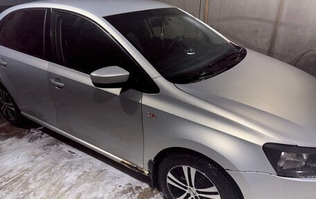 Volkswagen Polo VI (EU Market), 2010 год, 500 000 рублей, 4 фотография