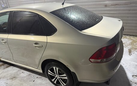 Volkswagen Polo VI (EU Market), 2010 год, 500 000 рублей, 8 фотография