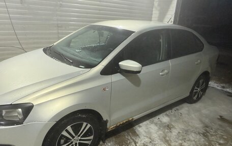 Volkswagen Polo VI (EU Market), 2010 год, 500 000 рублей, 10 фотография