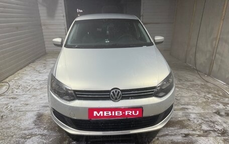 Volkswagen Polo VI (EU Market), 2010 год, 500 000 рублей, 11 фотография