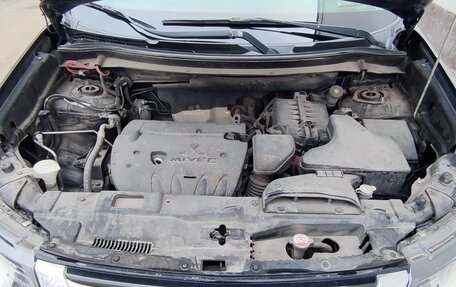 Mitsubishi Outlander III рестайлинг 3, 2016 год, 2 000 000 рублей, 23 фотография