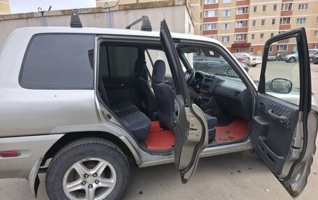Toyota RAV4, 1998 год, 550 000 рублей, 11 фотография