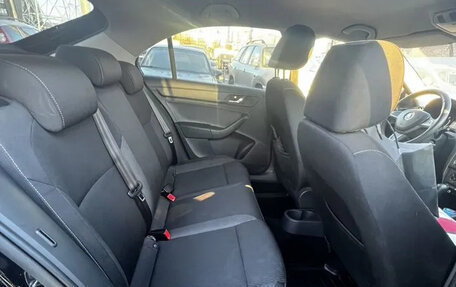 Skoda Rapid I, 2014 год, 800 000 рублей, 10 фотография