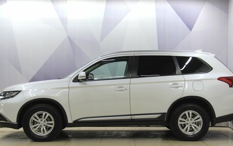 Mitsubishi Outlander III рестайлинг 3, 2017 год, 1 996 300 рублей, 2 фотография