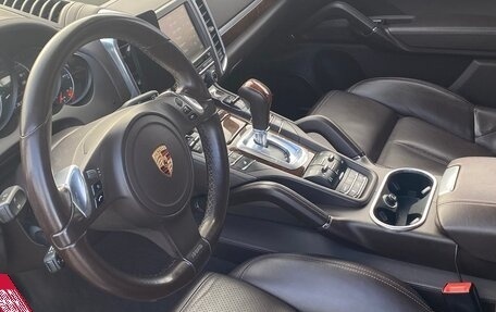 Porsche Cayenne III, 2011 год, 2 100 000 рублей, 8 фотография