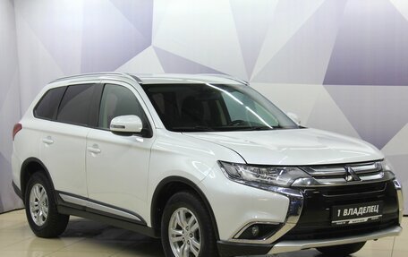 Mitsubishi Outlander III рестайлинг 3, 2017 год, 1 996 300 рублей, 8 фотография