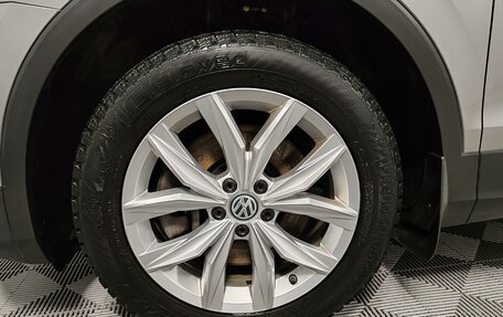 Volkswagen Tiguan II, 2017 год, 2 799 000 рублей, 18 фотография