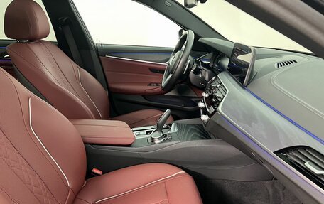 BMW 5 серия, 2023 год, 5 690 000 рублей, 13 фотография