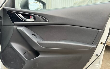 Mazda 3, 2013 год, 1 190 000 рублей, 18 фотография