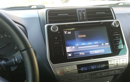 Toyota Land Cruiser Prado 150 рестайлинг 2, 2019 год, 4 800 000 рублей, 2 фотография