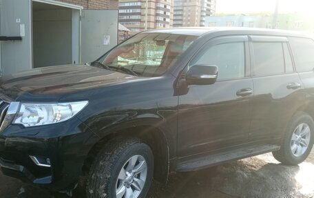 Toyota Land Cruiser Prado 150 рестайлинг 2, 2019 год, 4 800 000 рублей, 7 фотография