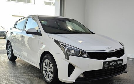 KIA Rio IV, 2021 год, 1 749 000 рублей, 3 фотография