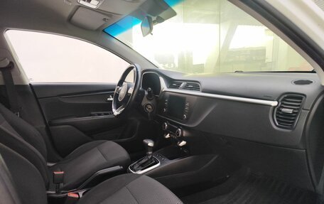 KIA Rio IV, 2021 год, 1 749 000 рублей, 13 фотография