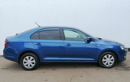 Skoda Rapid I, 2018 год, 920 000 рублей, 4 фотография