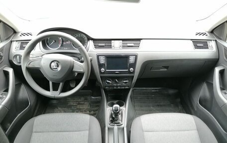 Skoda Rapid I, 2018 год, 920 000 рублей, 11 фотография