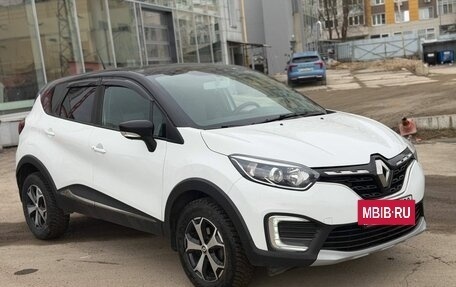 Renault Kaptur I рестайлинг, 2021 год, 1 450 000 рублей, 2 фотография