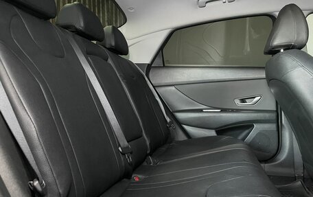 Hyundai Elantra, 2021 год, 1 999 000 рублей, 9 фотография