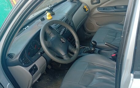 Nissan Almera, 2002 год, 290 000 рублей, 3 фотография