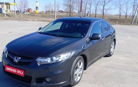 Honda Accord VIII рестайлинг, 2011 год, 1 100 000 рублей, 9 фотография