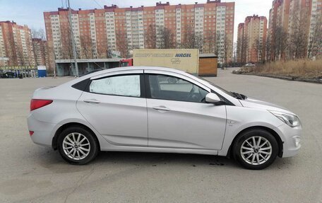 Hyundai Solaris II рестайлинг, 2015 год, 749 999 рублей, 8 фотография