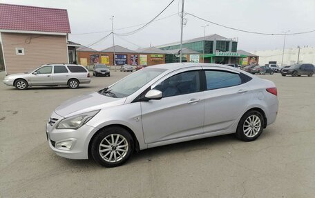 Hyundai Solaris II рестайлинг, 2015 год, 749 999 рублей, 11 фотография
