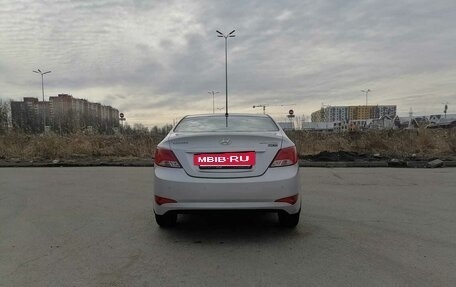 Hyundai Solaris II рестайлинг, 2015 год, 749 999 рублей, 9 фотография
