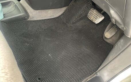 Toyota Harrier, 1998 год, 800 000 рублей, 14 фотография