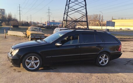 Mercedes-Benz C-Класс, 2004 год, 460 000 рублей, 3 фотография