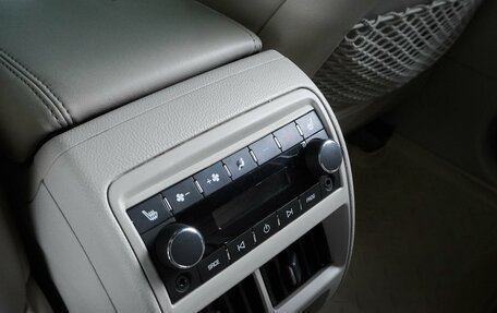 Cadillac SRX II рестайлинг, 2011 год, 1 329 000 рублей, 13 фотография