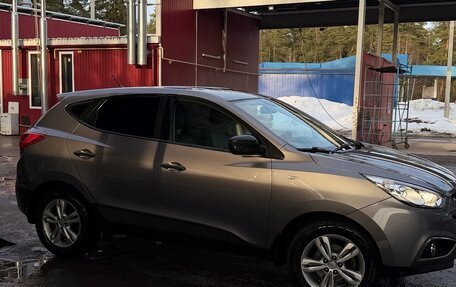 Hyundai ix35 I рестайлинг, 2011 год, 1 300 000 рублей, 2 фотография