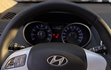 Hyundai ix35 I рестайлинг, 2011 год, 1 300 000 рублей, 11 фотография