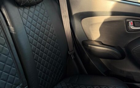 Hyundai ix35 I рестайлинг, 2011 год, 1 300 000 рублей, 17 фотография