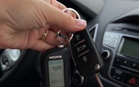 Hyundai ix35 I рестайлинг, 2011 год, 1 300 000 рублей, 23 фотография