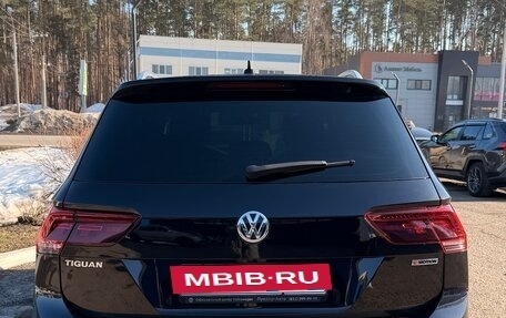 Volkswagen Tiguan II, 2018 год, 3 200 000 рублей, 5 фотография